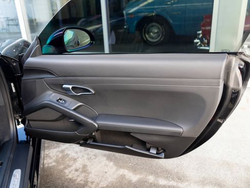 Used 2014 Porsche Cayman S image 23