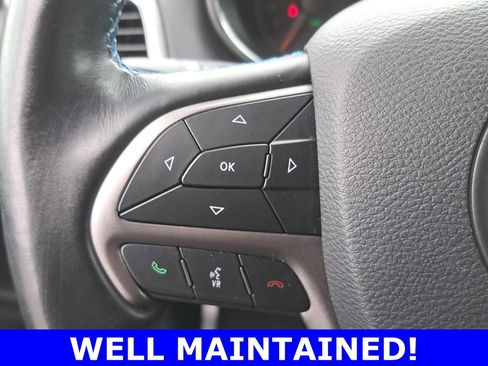 Used 2020 Jeep Grand Cherokee Laredo image 18