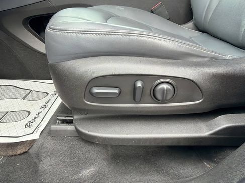 Used 2018 Buick Enclave Premium w/ LPO, Hit The Road Package AWD/4WD image 28