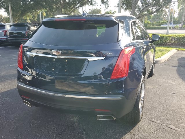 Certified 2017 Cadillac XT5 Luxury w/ Driver Awareness Package FWD image 5