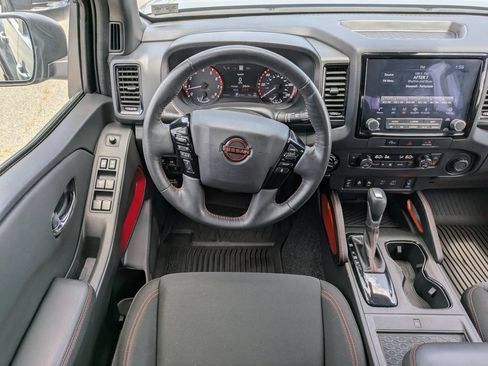 Certified 2024 Nissan Frontier PRO-4X w/ Pro Convenience Package AWD/4WD image 17