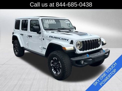 Used 2024 Jeep Wrangler Unlimited Rubicon 4xe image 3