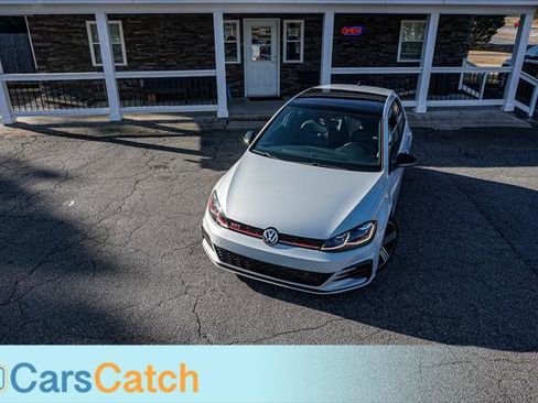 Used 2021 Volkswagen GTI SE image 2