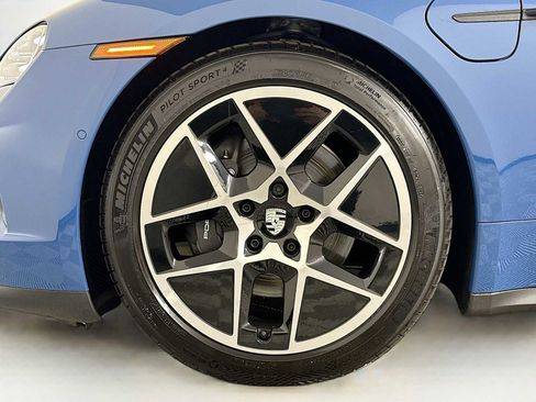 New 2025 Porsche Taycan image 31