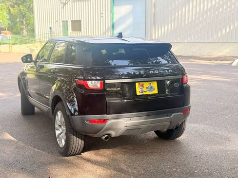 Used 2018 Land Rover Range Rover Evoque SE image 7