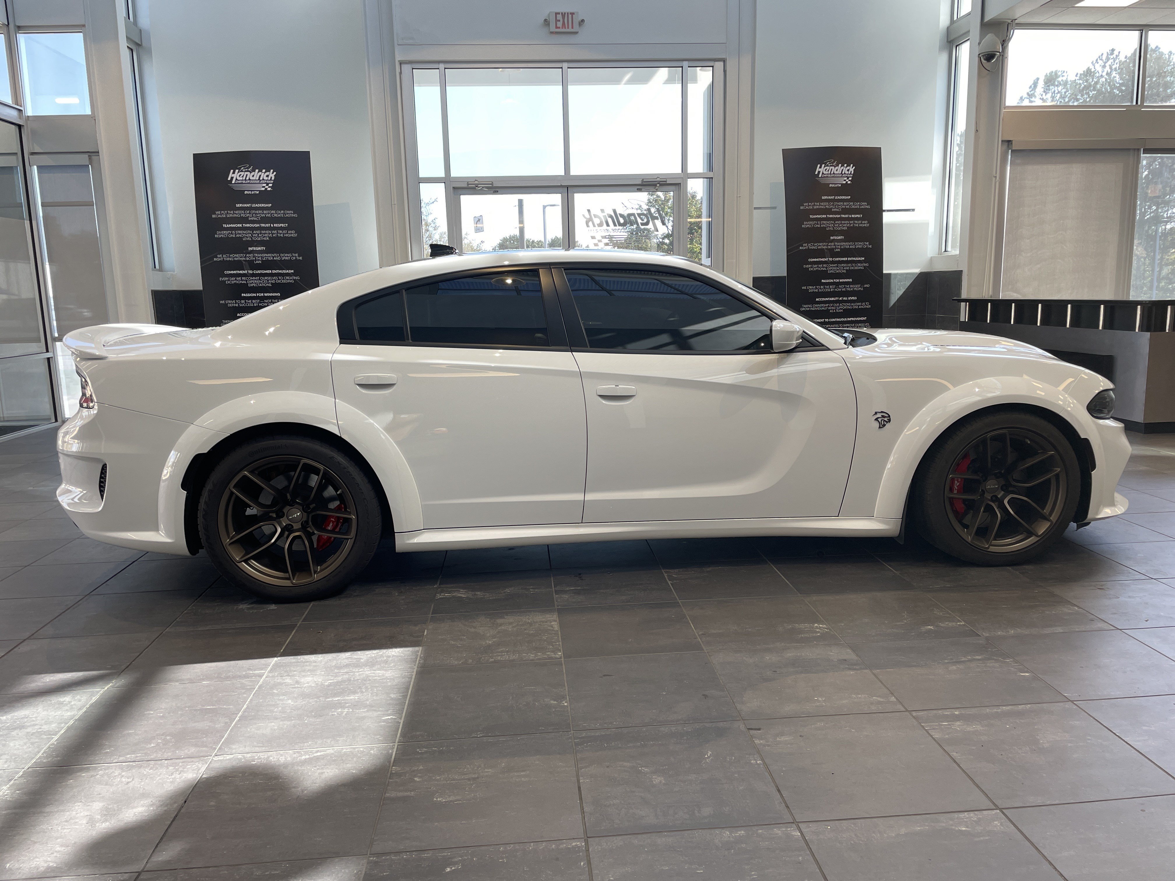 Used 2021 Dodge Charger SRT Hellcat RWD image 12