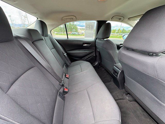 Used 2020 Toyota Corolla LE FWD image 29