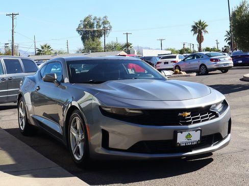Used 2020 Chevrolet Camaro LT image 14