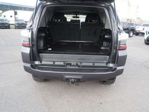 Used 2019 Toyota 4Runner SR5 image 16