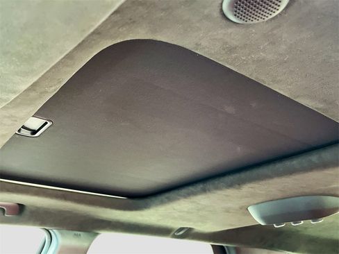 Used 2021 Dodge Durango SRT w/ Premium Interior Group image 23