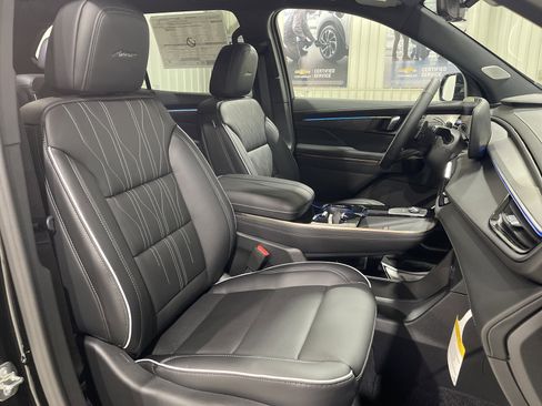 New 2026 Buick Enclave Avenir w/ Super Cruise Package image 19