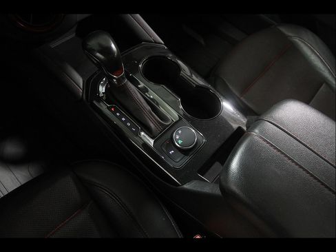 Used 2020 Chevrolet Blazer RS w/ LPO, Floor Liner Package FWD image 17
