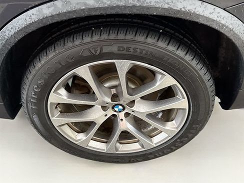 Used 2019 BMW X5 xDrive40i w/ Premium Package 2 AWD/4WD image 34