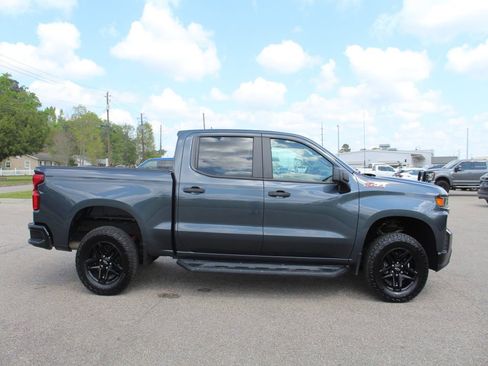 Used 2022 Chevrolet Silverado 1500 Custom Trail Boss AWD/4WD image 9