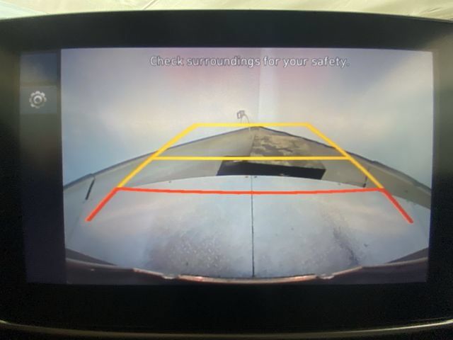Used 2024 Hyundai Venue SEL FWD image 17