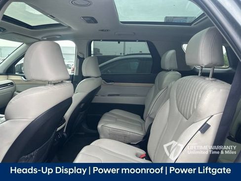 Used 2024 Hyundai Palisade Limited FWD image 4