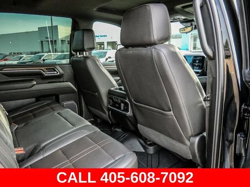 Used 2024 Chevrolet Silverado 2500 High Country w/ High Country Premium Package AWD/4WD image 30