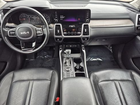 Used 2023 Kia Sorento S AWD/4WD image 14