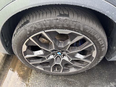 Used 2023 BMW X7 xDrive40i w/ Executive Package image 34