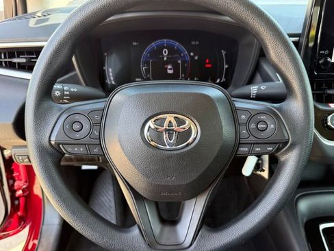 Used 2026 Toyota Corolla LE FWD image 11