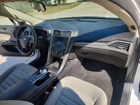 Used 2018 Ford Fusion S image 36