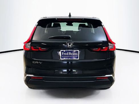 Used 2025 Honda CR-V LX image 25