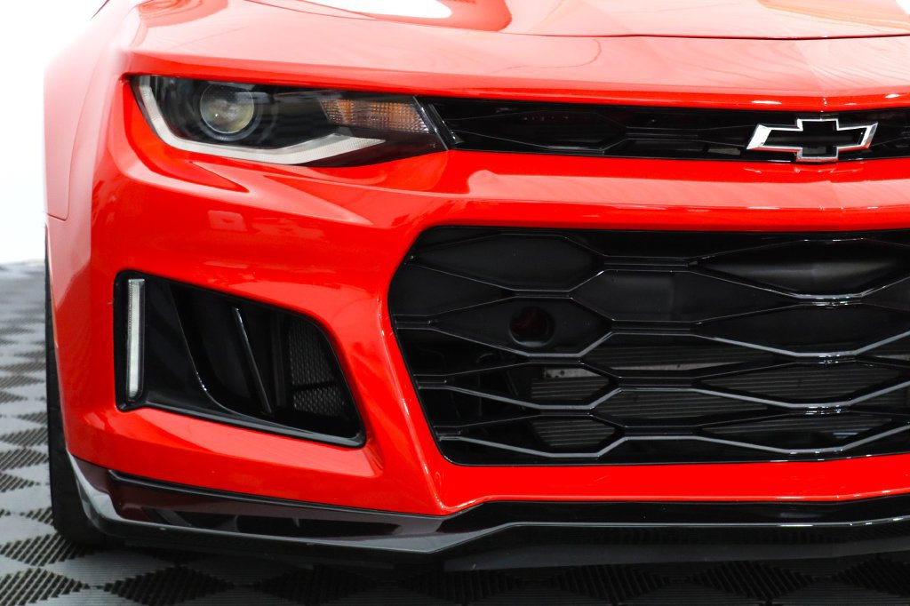 Certified 2024 Chevrolet Camaro ZL1 RWD image 14