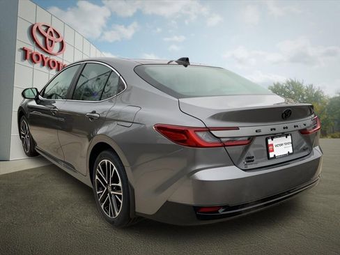 New 2026 Toyota Camry XLE image 4