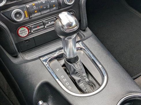 Used 2015 Ford Mustang GT RWD image 15