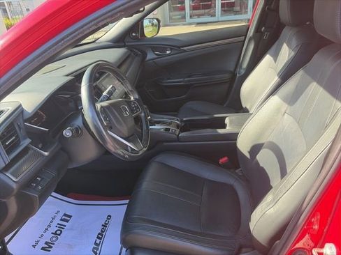 Used 2018 Honda Civic Sport Touring image 8
