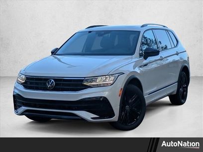 Used 2022 Volkswagen Tiguan SE R-Line