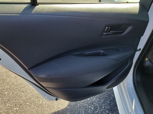 Certified 2025 Toyota Corolla LE image 11