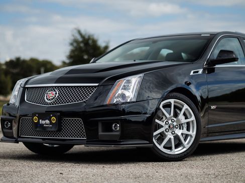 Used 2012 Cadillac CTS V w/ Wood Trim Package image 11