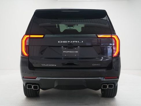 Used 2025 GMC Yukon Denali Ultimate w/ LPO, Floor Liner Package AWD/4WD image 21