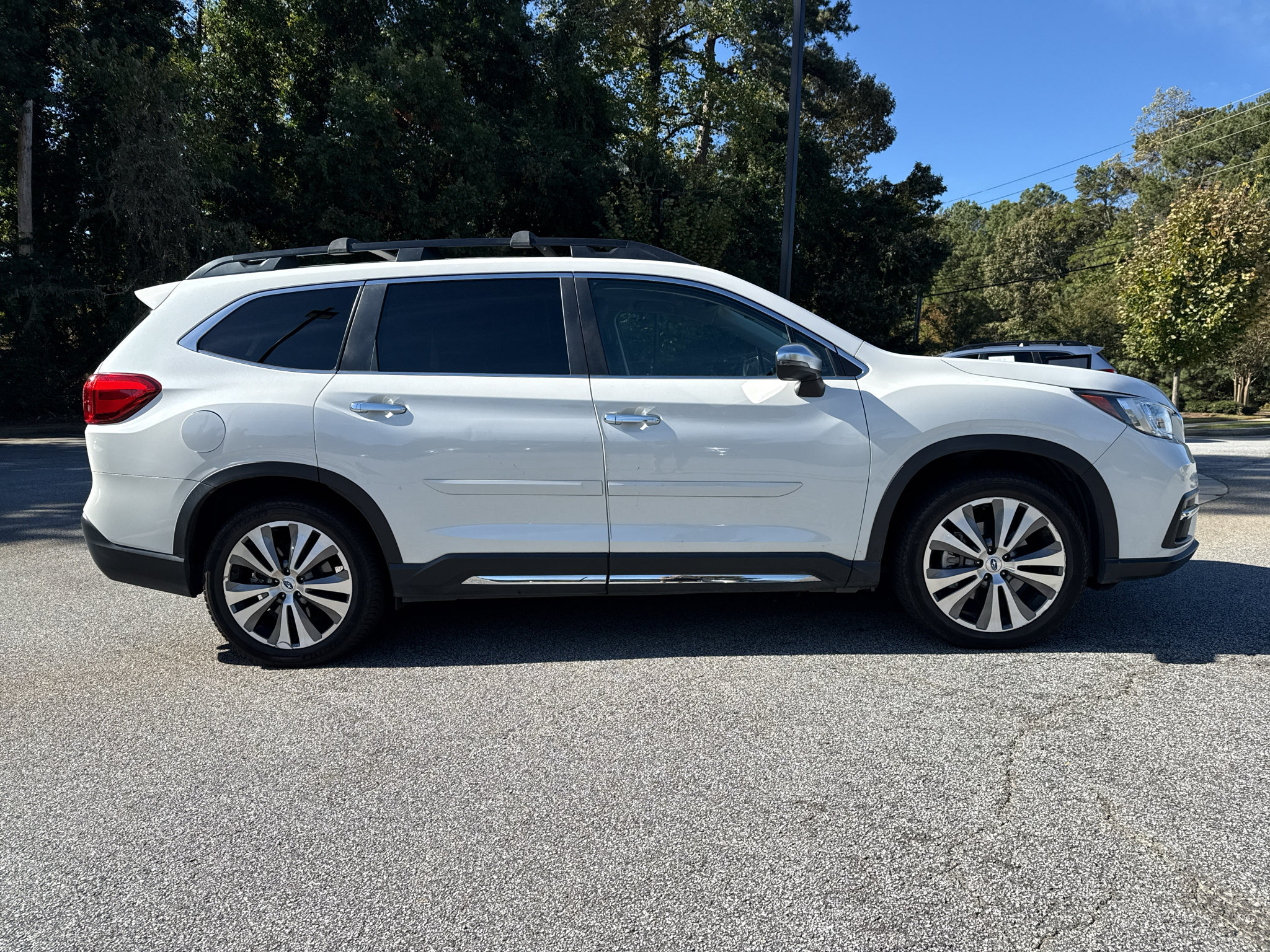 Used 2019 Subaru Ascent Touring AWD/4WD image 4