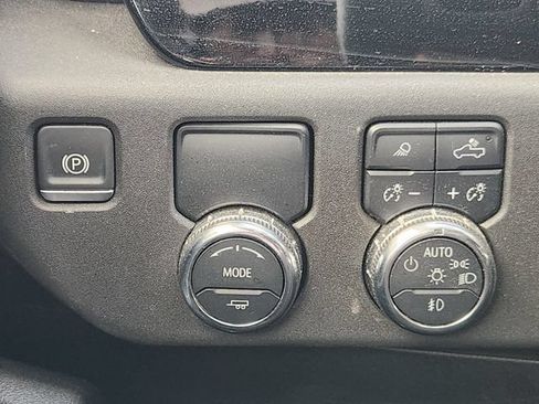 Used 2025 GMC Sierra 1500 SLT RWD image 20