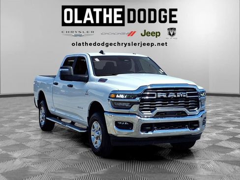 Used 2026 RAM 2500 Big Horn AWD/4WD image 31