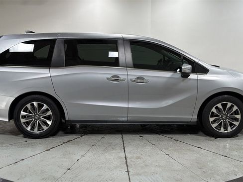 Used 2022 Honda Odyssey EX-L image 6