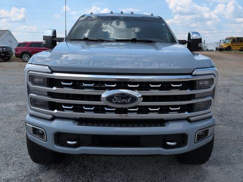 Used 2024 Ford F350 Platinum AWD/4WD image 7