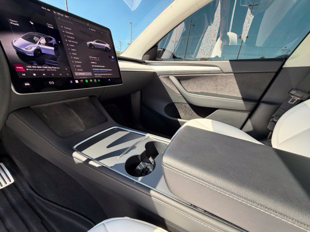 Used 2023 Tesla Model Y Long Range AWD/4WD image 14
