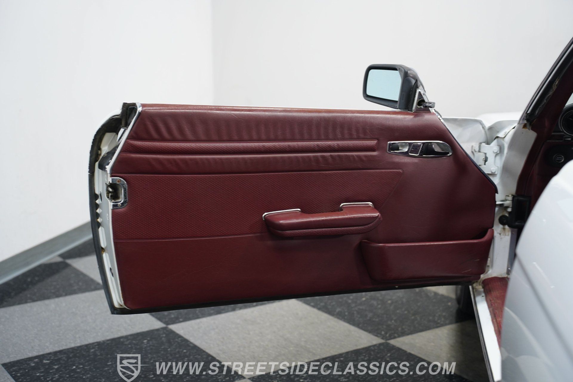 Used 1989 Mercedes-Benz 560 SL image 37