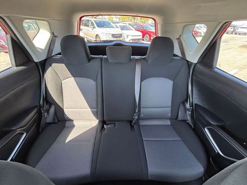 Used 2025 Kia Soul LX w/ LX Technology Package FWD image 38
