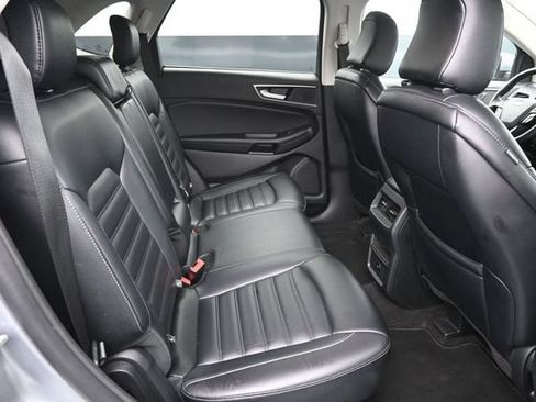 Used 2024 Ford Edge SEL AWD/4WD image 18