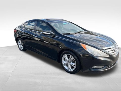 Used 2013 Hyundai Sonata Limited image 3
