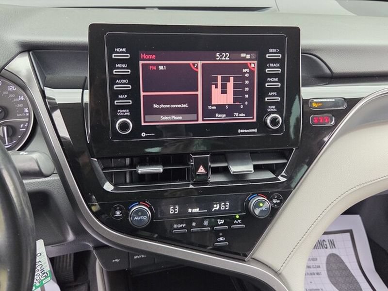 Used 2023 Toyota Camry SE AWD/4WD image 17