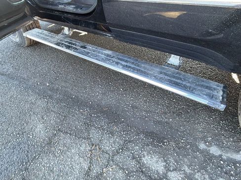 Used 2015 GMC Yukon Denali w/ Premium Package image 10