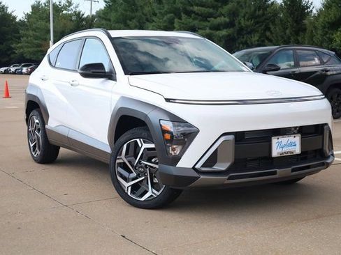 New 2026 Hyundai Kona SEL Premium image 2
