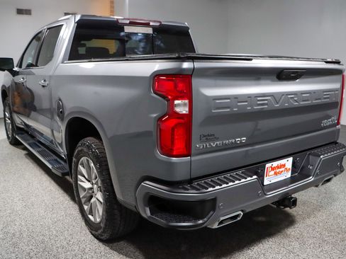 Used 2021 Chevrolet Silverado 1500 High Country w/ Safety Package II image 9