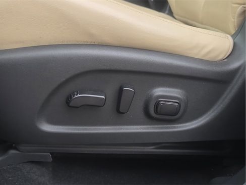 Used 2022 Nissan Murano SL w/ SL Moonroof Package image 19