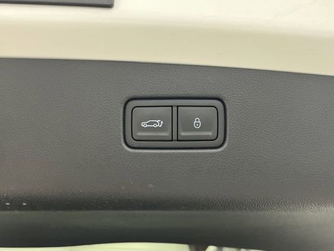 Used 2025 Genesis GV70 2.5T w/ Sport Prestige Package image 16